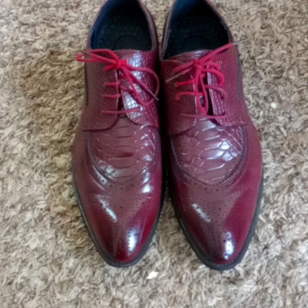 Men's shoes